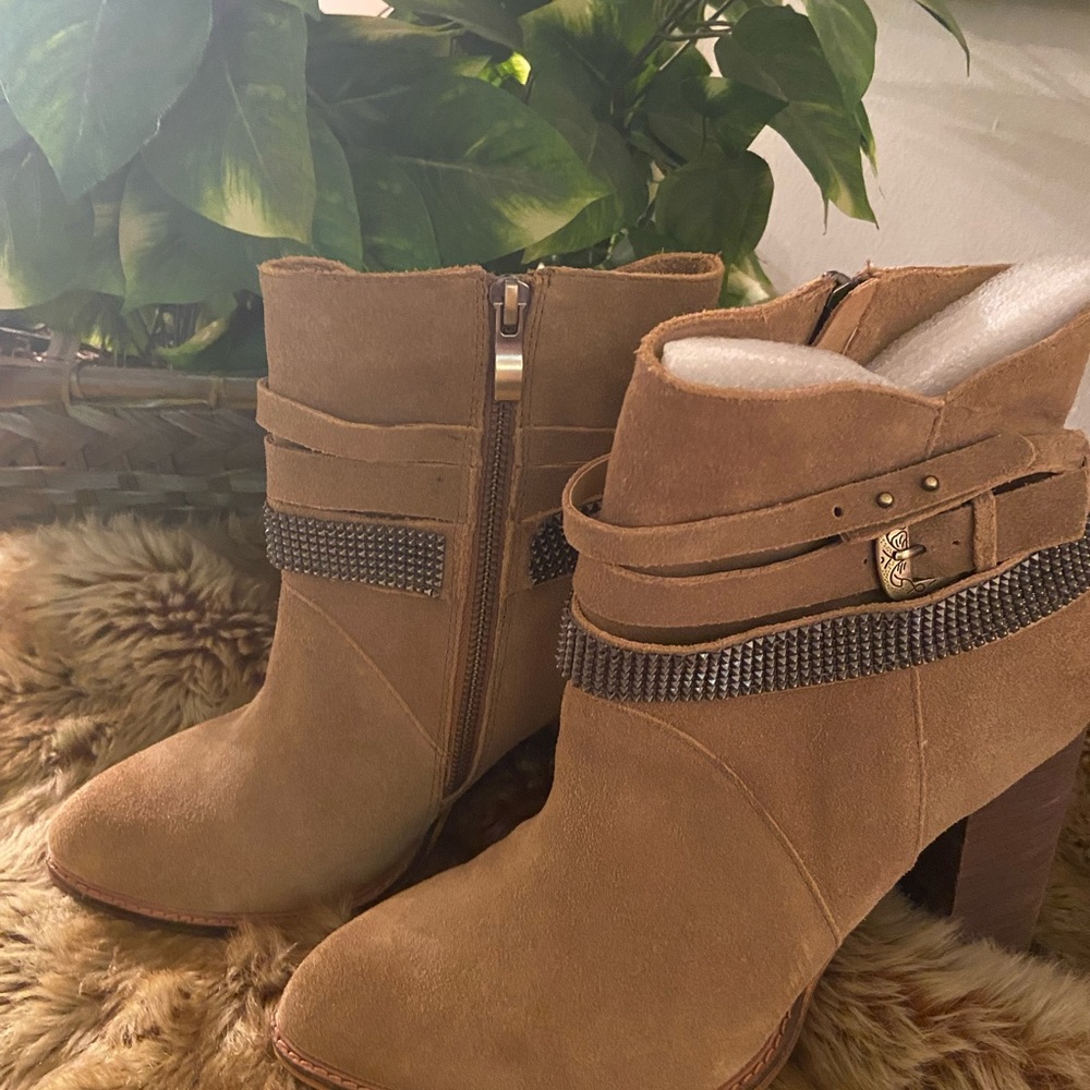 Chinese Laundry Booties Sz 10